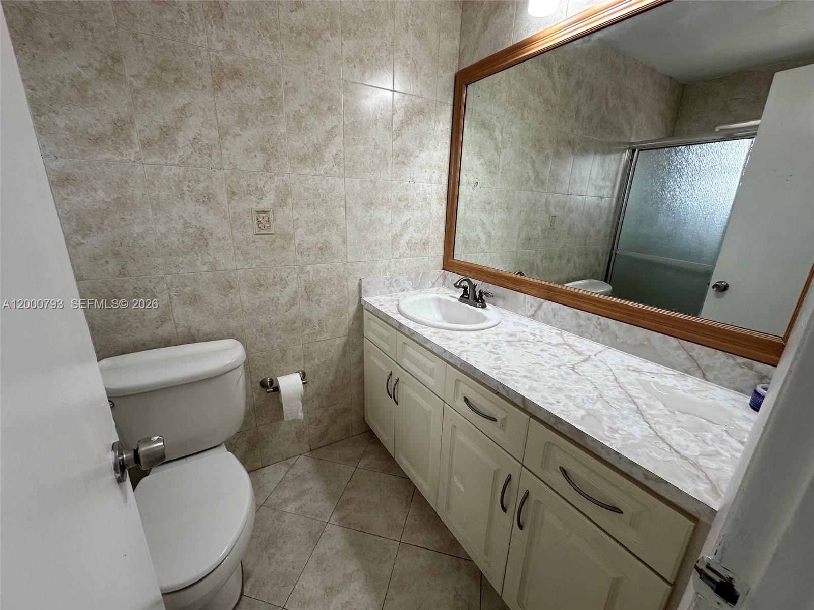 VILLAGE AT DADELAND CONDO - Residential