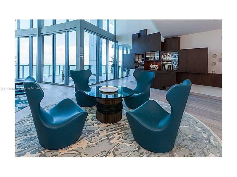 JADE BEACH - Residential