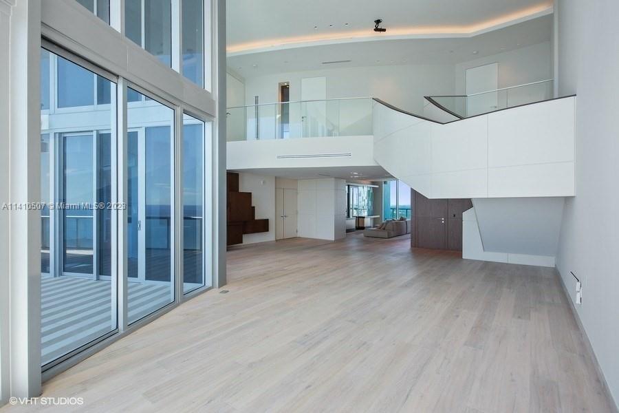 JADE BEACH - Residential