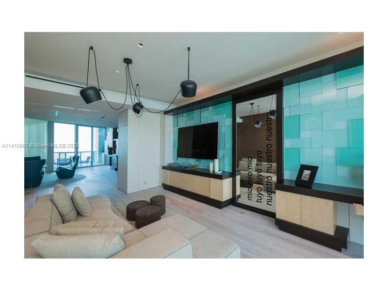 JADE BEACH - Residential