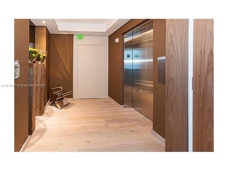 JADE BEACH - Residential