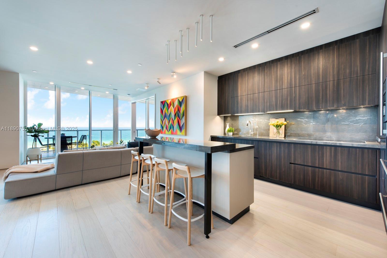 CONTINUUM ON SOUTH BEACH - Residential Lease