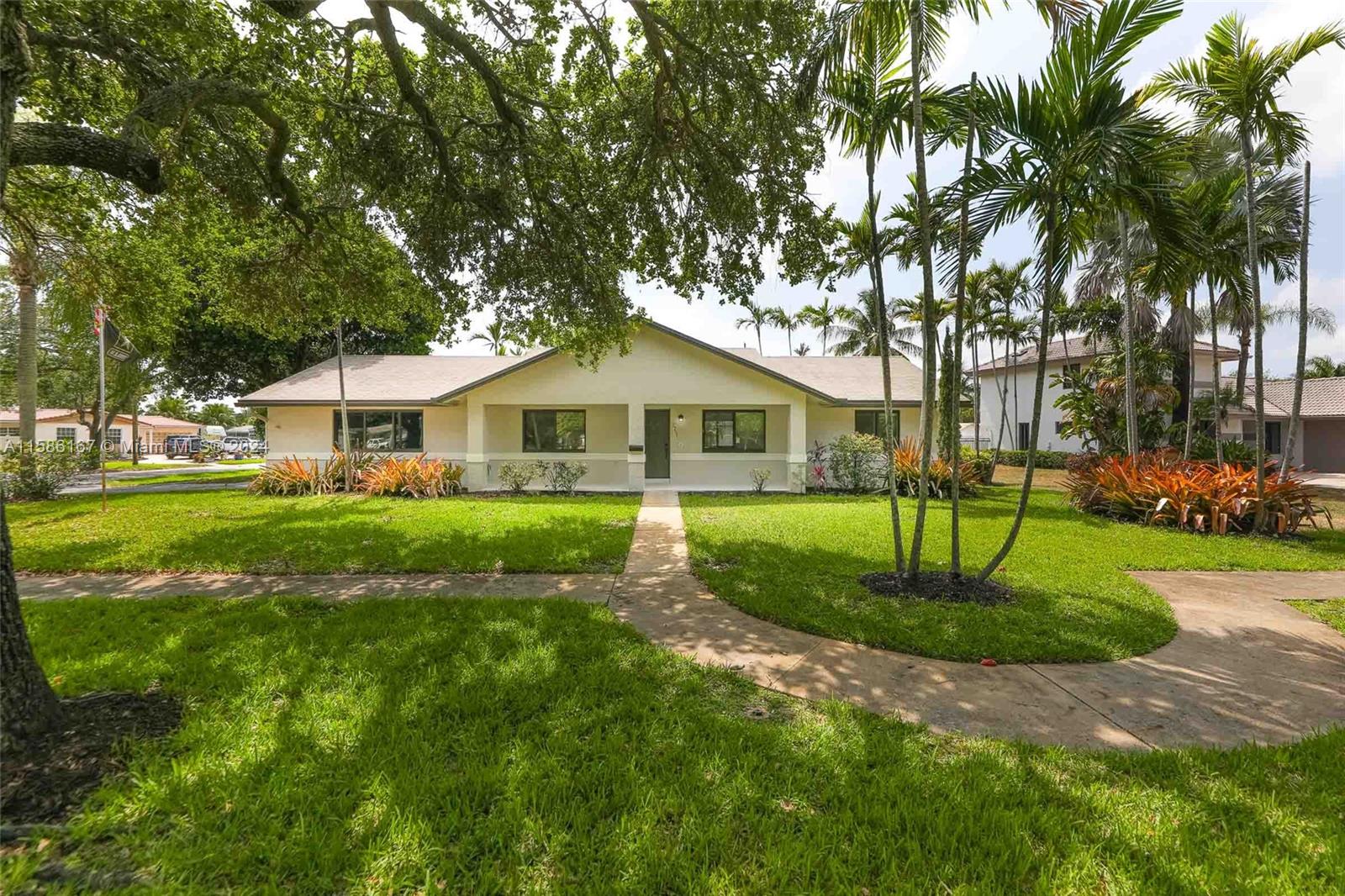 Property for Sale at 1291 Sw 59th Ave, Plantation, Miami-Dade County, Florida - Bedrooms: 3 
Bathrooms: 2  - $699,999