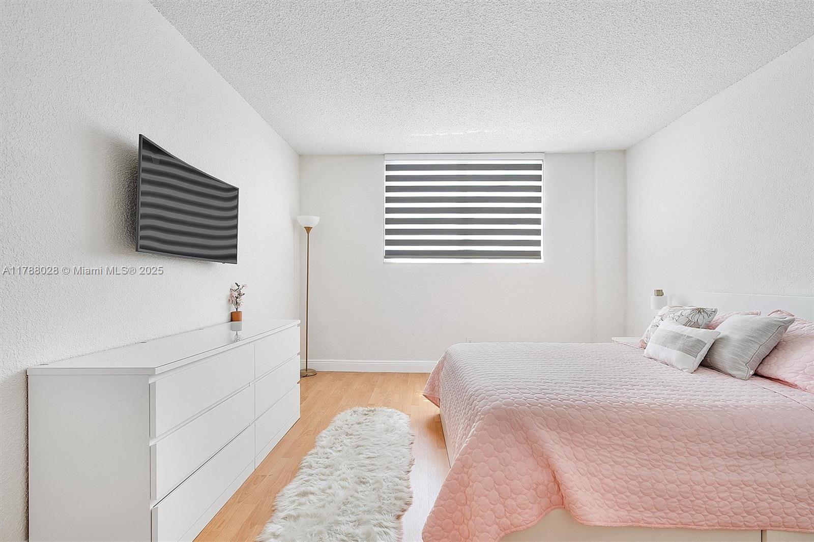 OCEANVIEW BUILDING A COND - Residential