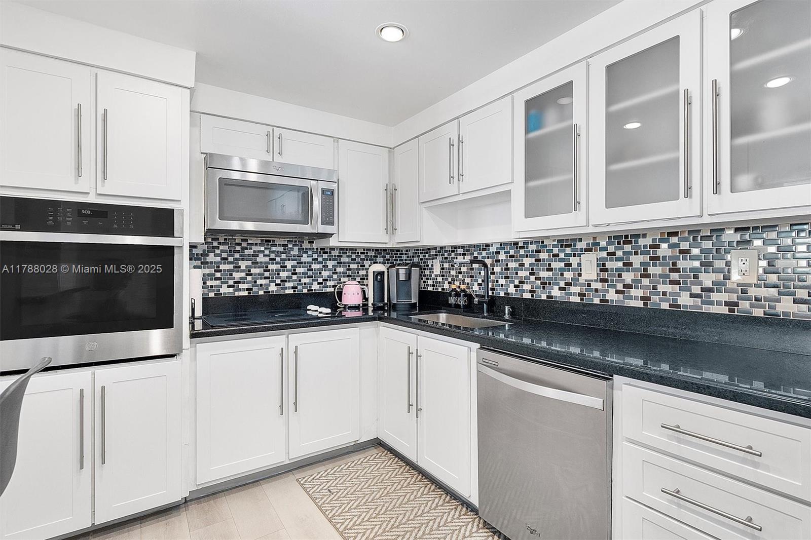 OCEANVIEW BUILDING A COND - Residential