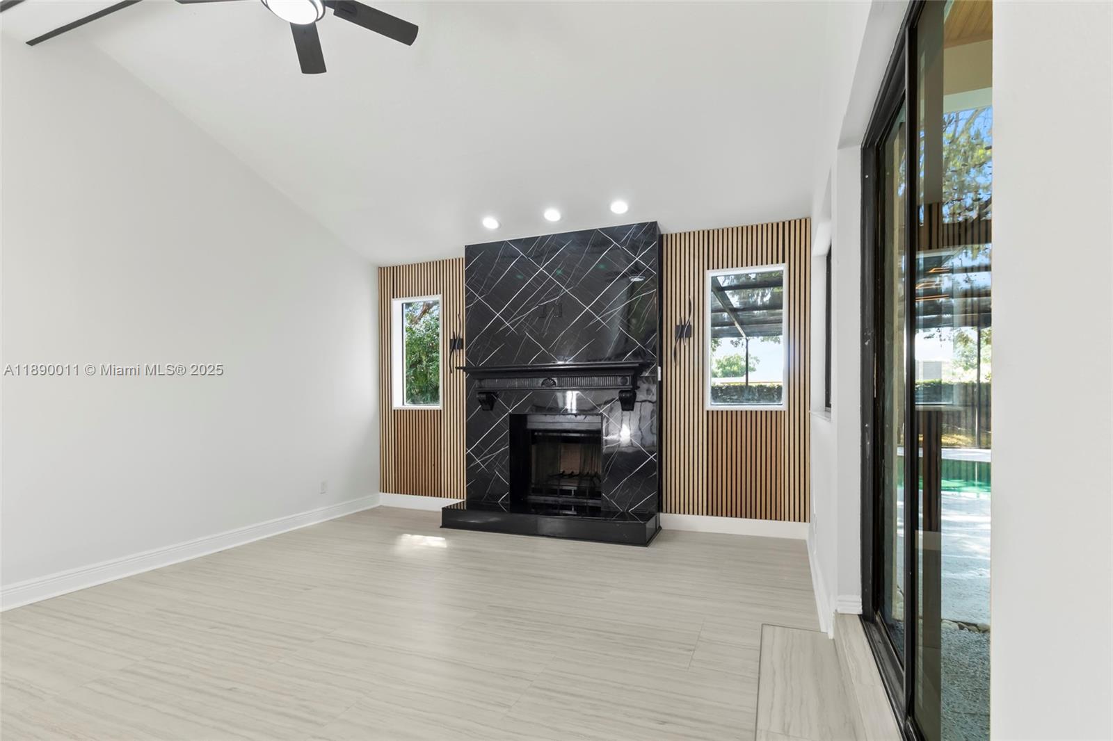0P7 NORTHDALE GOLF CLUB SE - Residential