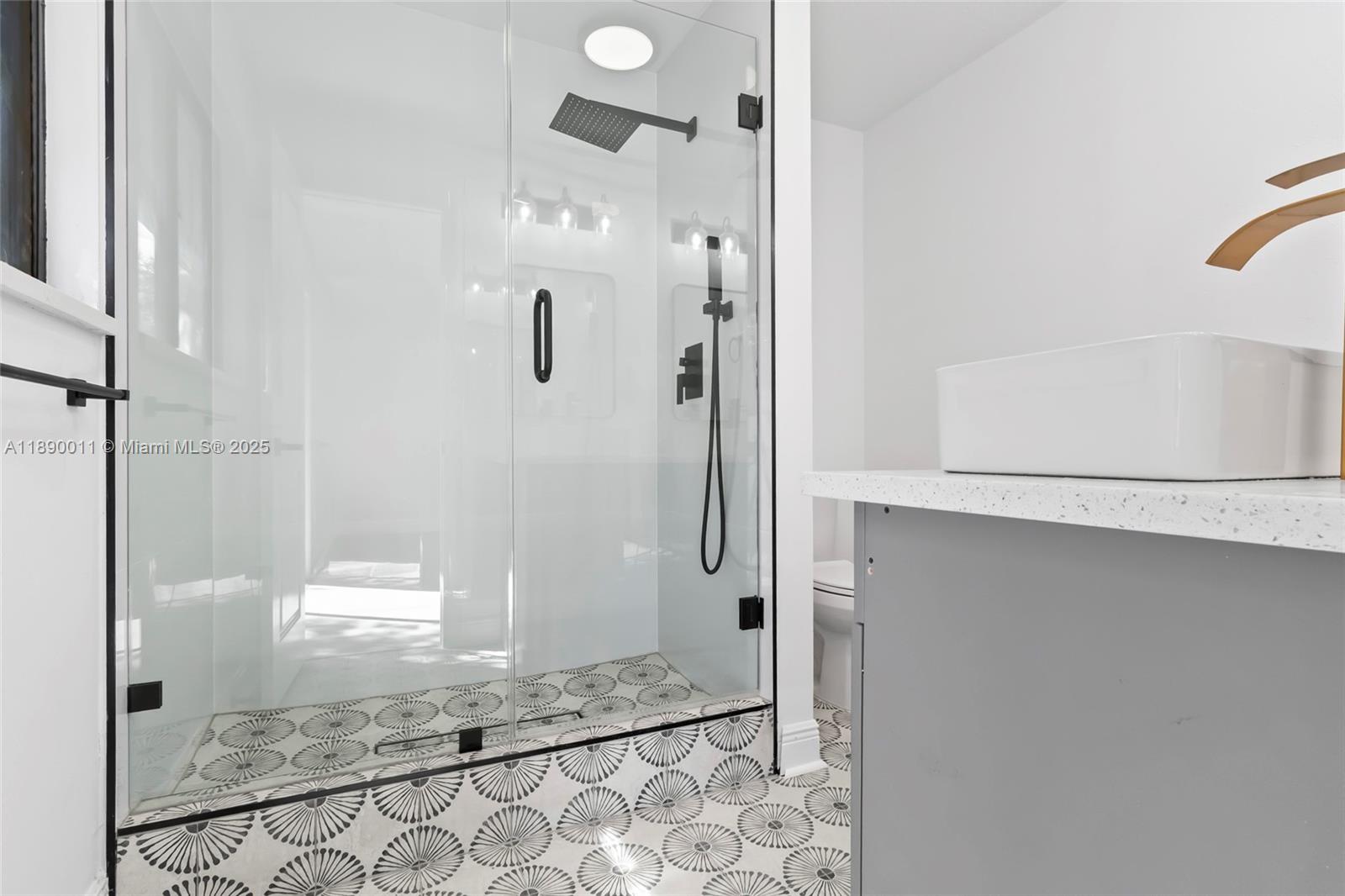 0P7 NORTHDALE GOLF CLUB SE - Residential