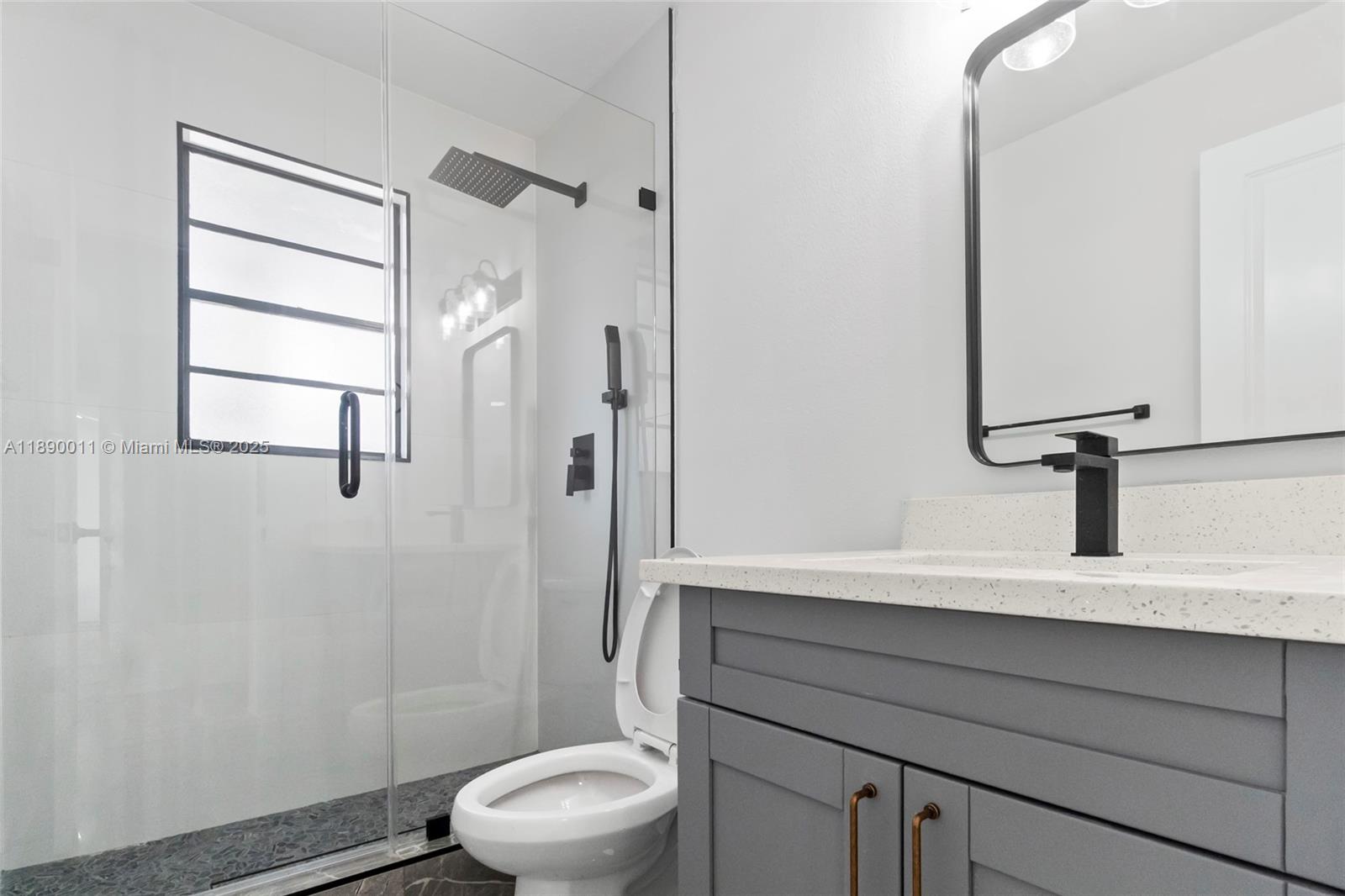 0P7 NORTHDALE GOLF CLUB SE - Residential