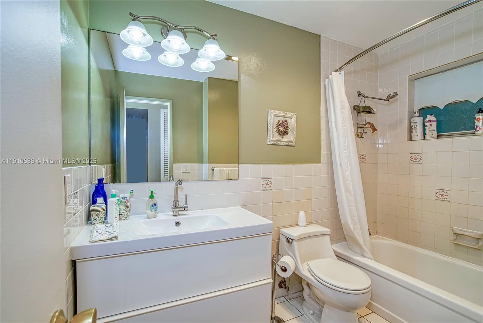 FAIRWAYS NORTH CO-OP - Residential Lease