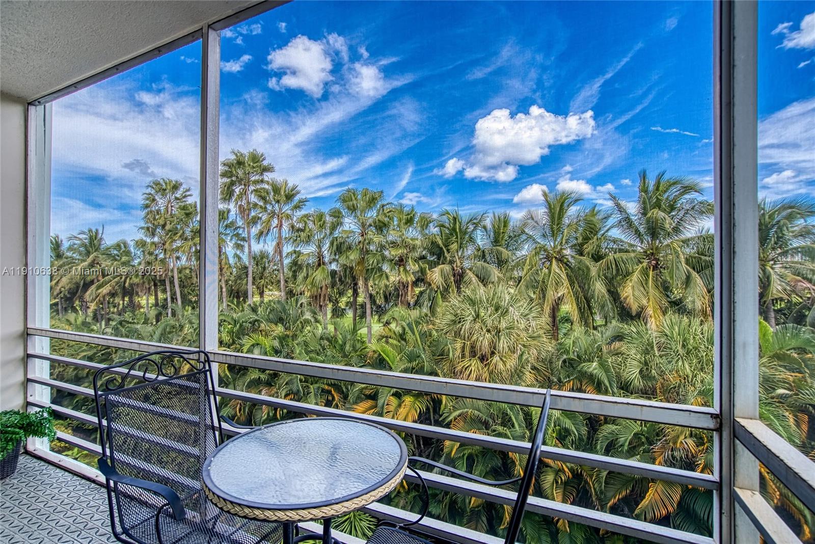 FAIRWAYS NORTH CO-OP - Residential Lease