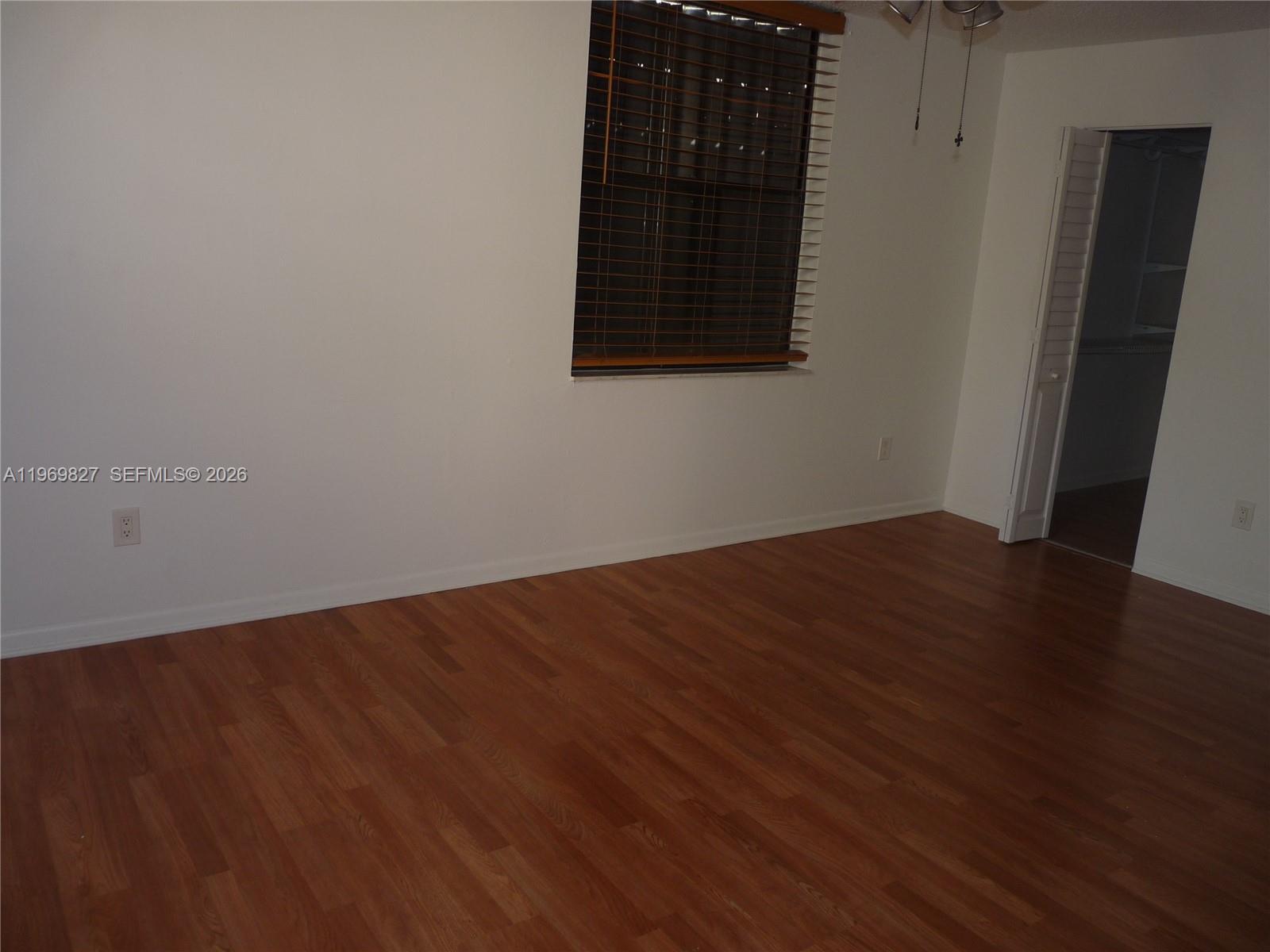 PROMENADE AT KENDALE LAKE - Residential