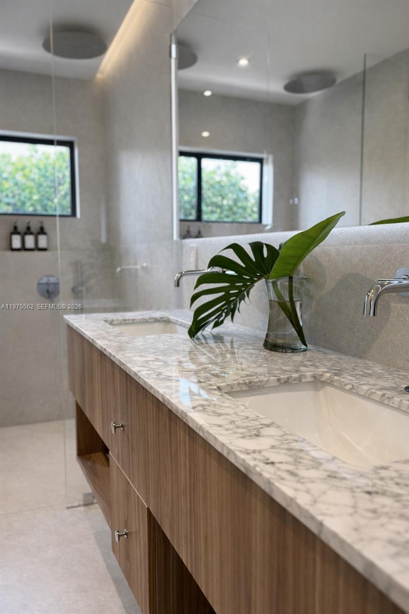 MIAMI SHORES SEC 1 AMD - Residential