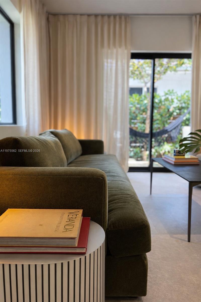 MIAMI SHORES SEC 1 AMD - Residential