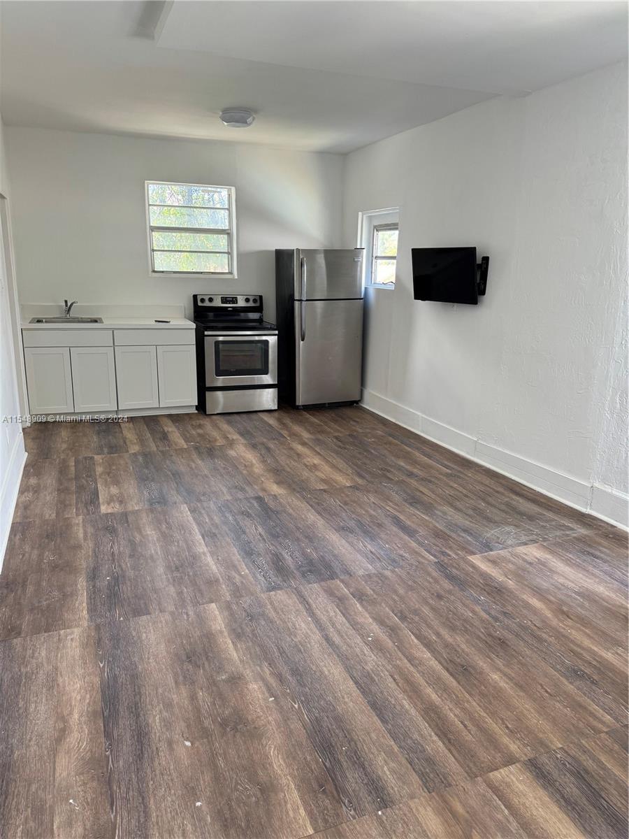 CITY OF MIAMI SOUTH - Residential Lease