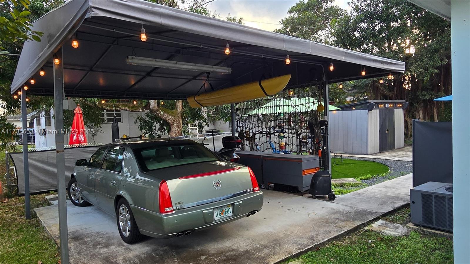 BREEZESWEPT ESTATES 1ST A - Residential