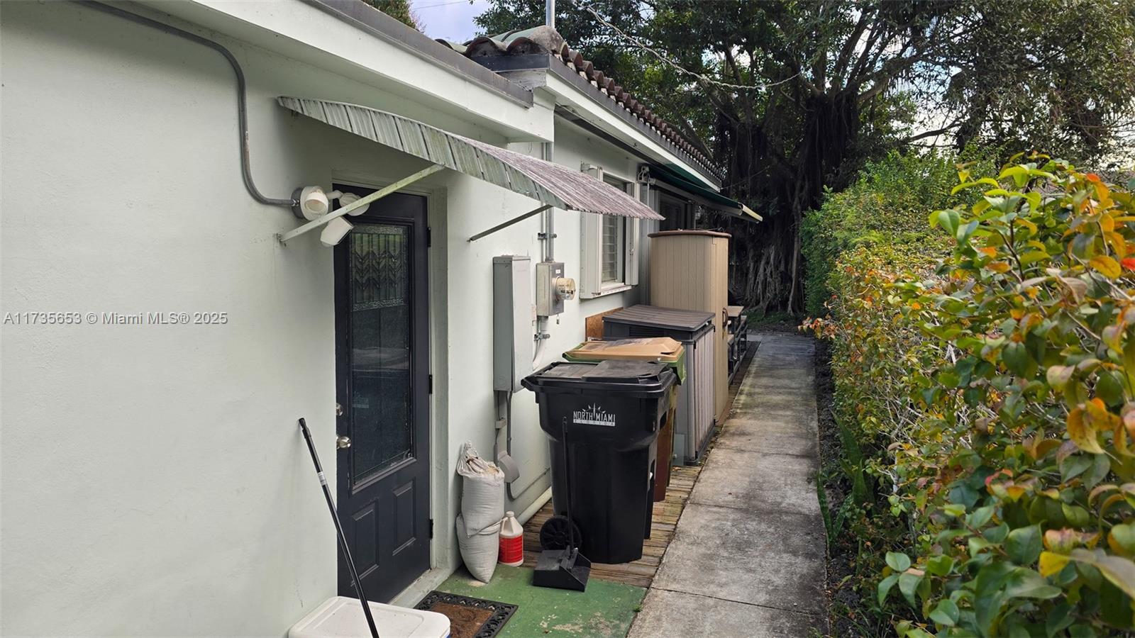 BREEZESWEPT ESTATES 1ST A - Residential