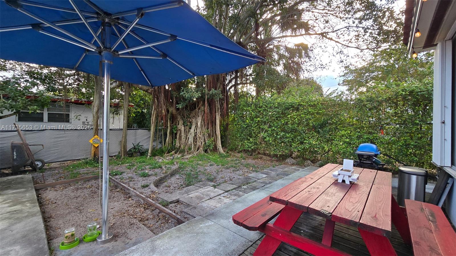 BREEZESWEPT ESTATES 1ST A - Residential