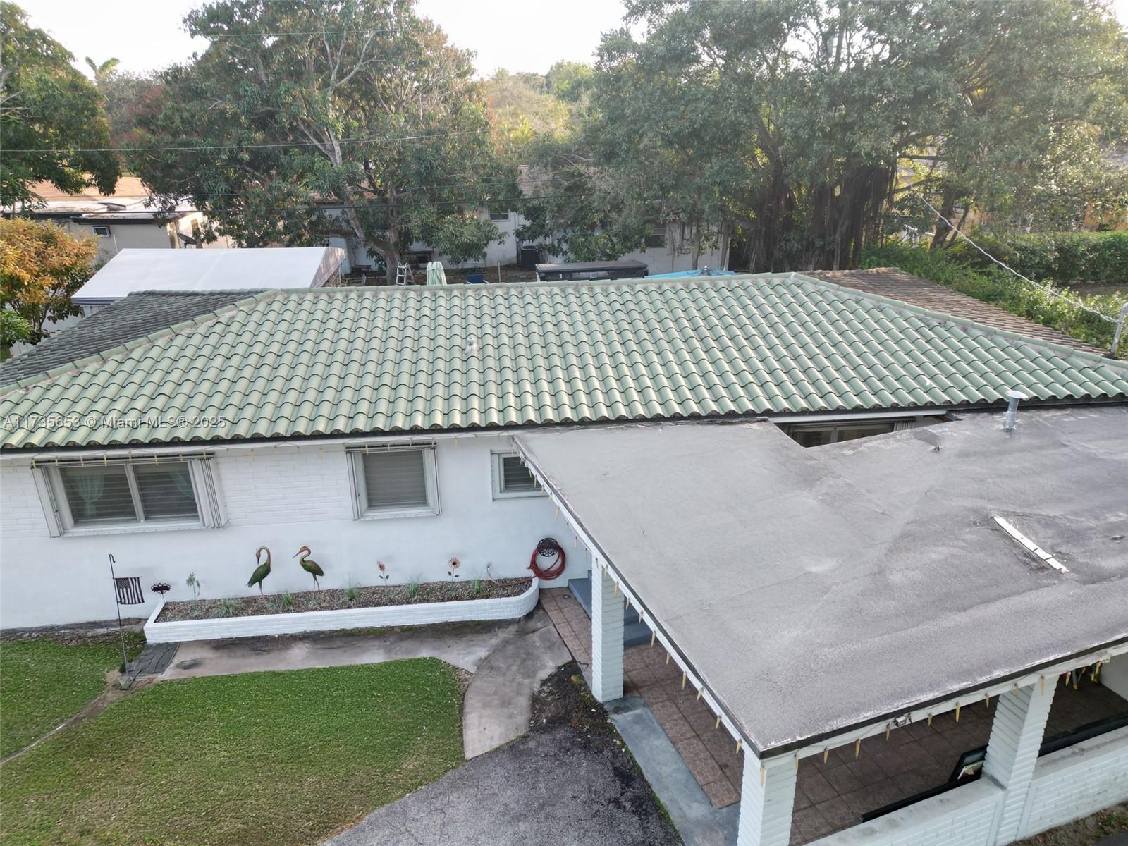 BREEZESWEPT ESTATES 1ST A - Residential