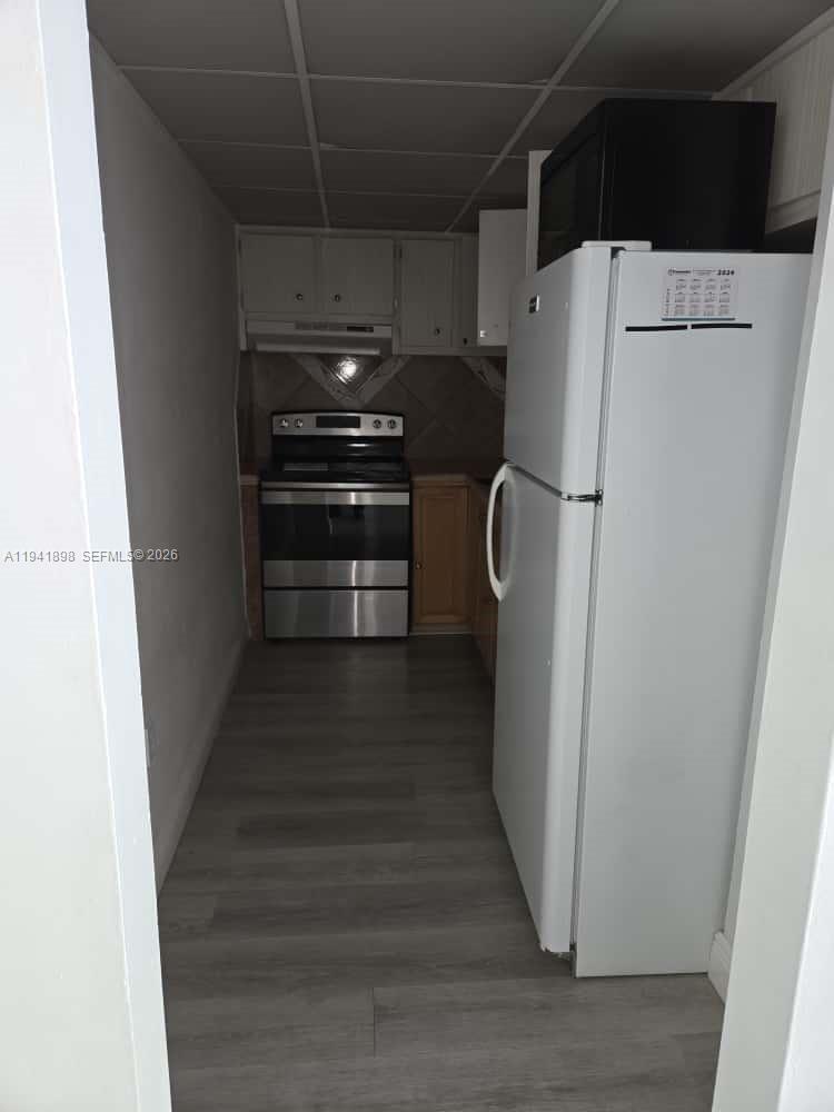 SUNSET VILLAS NO 3 CONDO - Residential Lease