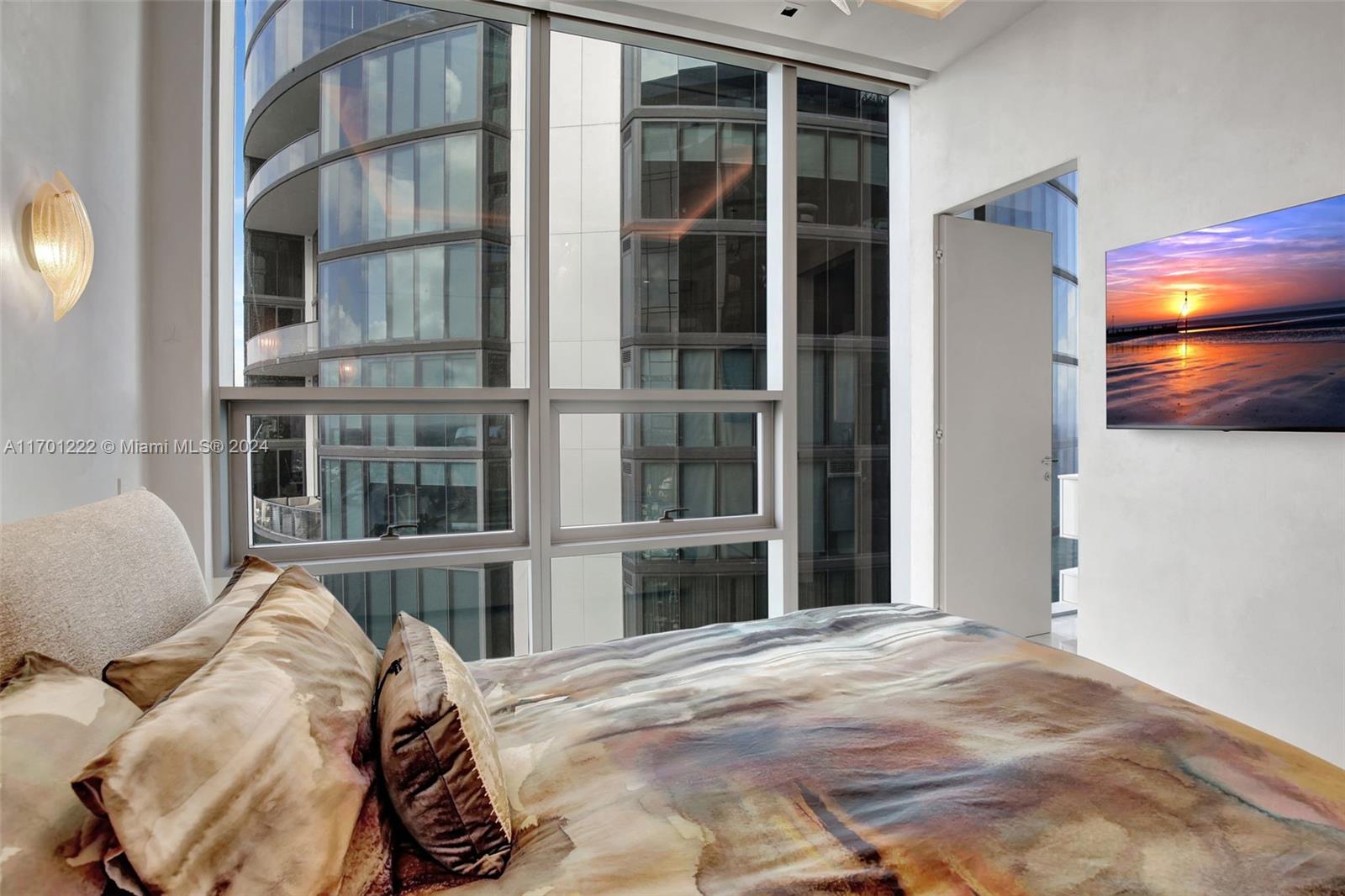 NORTH BISCAYNE BEACH AMEN - Residential