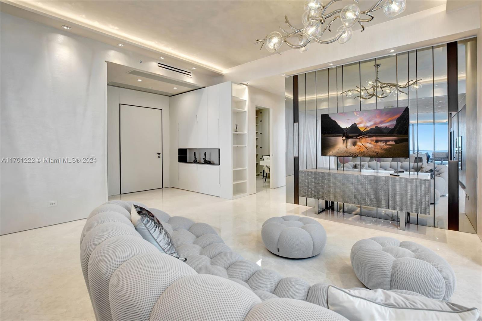 NORTH BISCAYNE BEACH AMEN - Residential