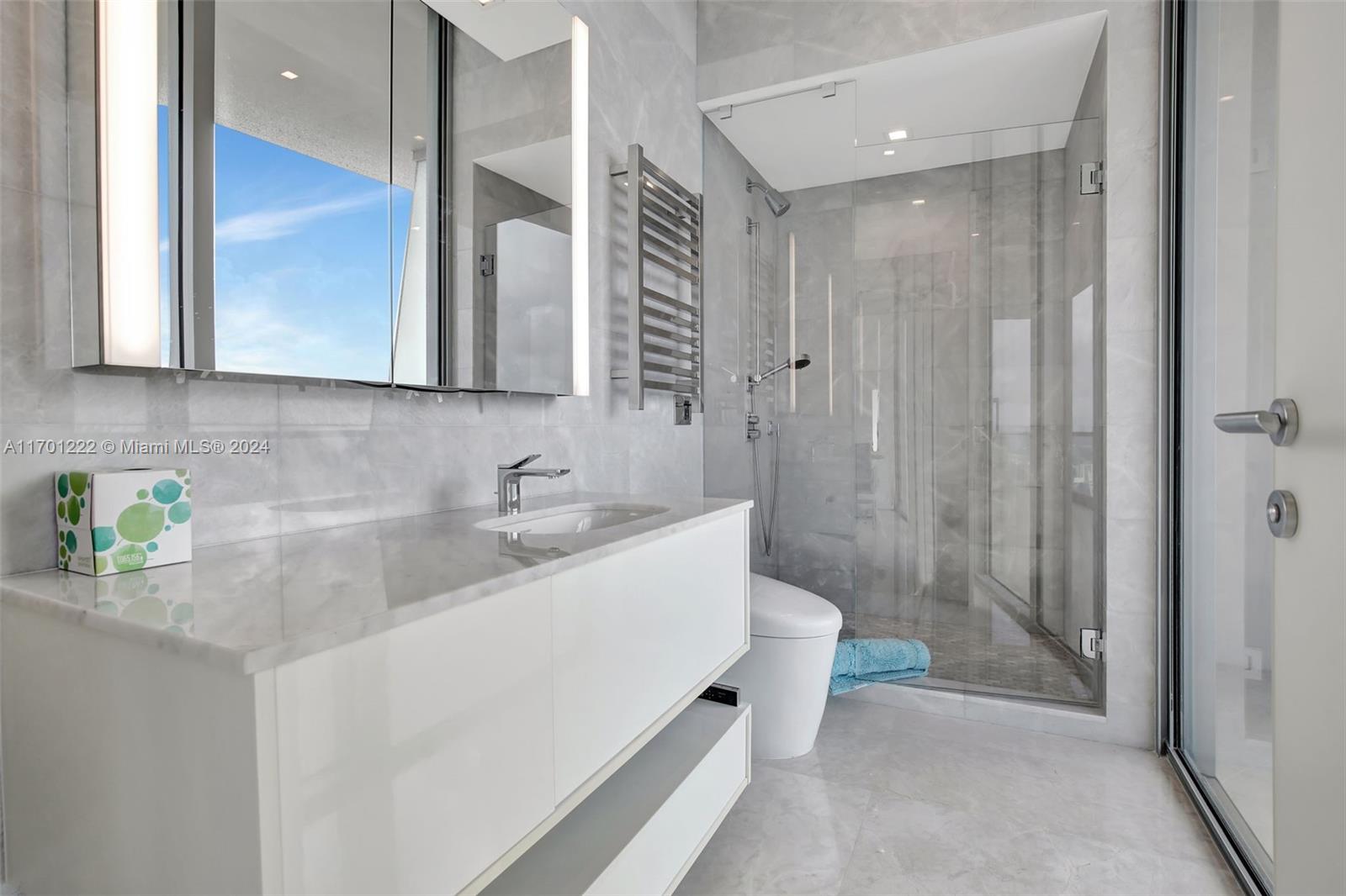 NORTH BISCAYNE BEACH AMEN - Residential