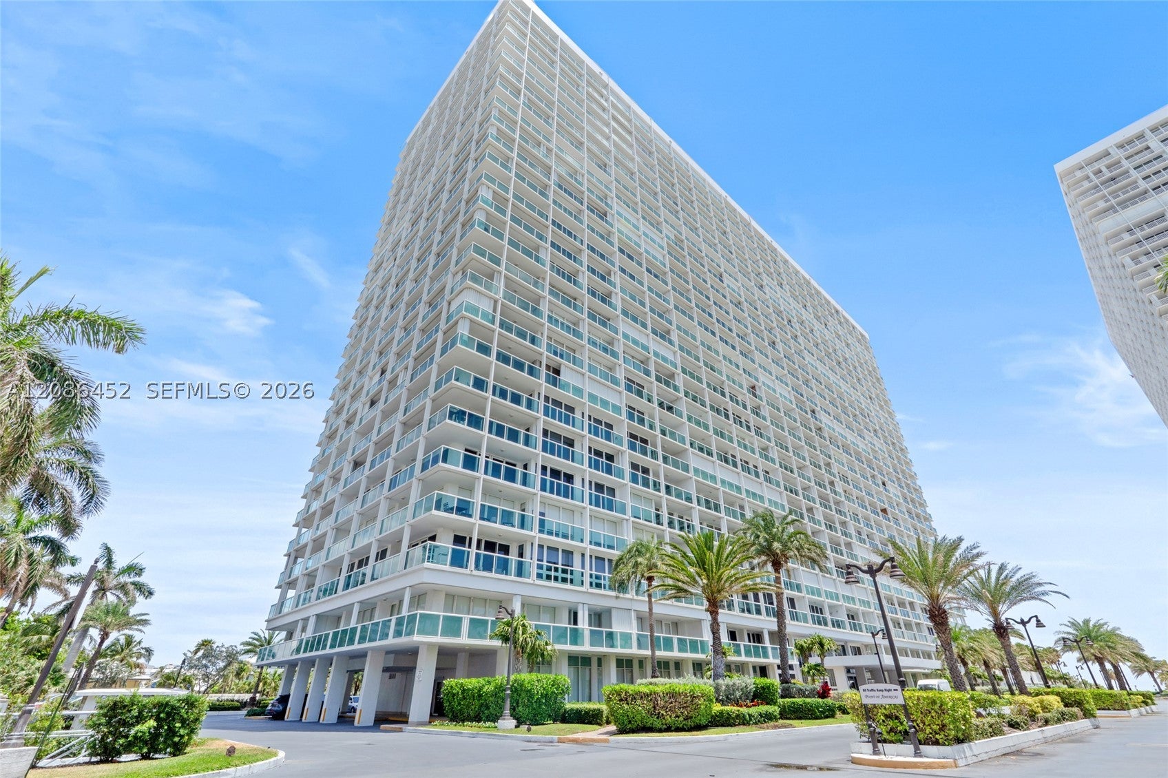 2100 S Ocean Ln 2010