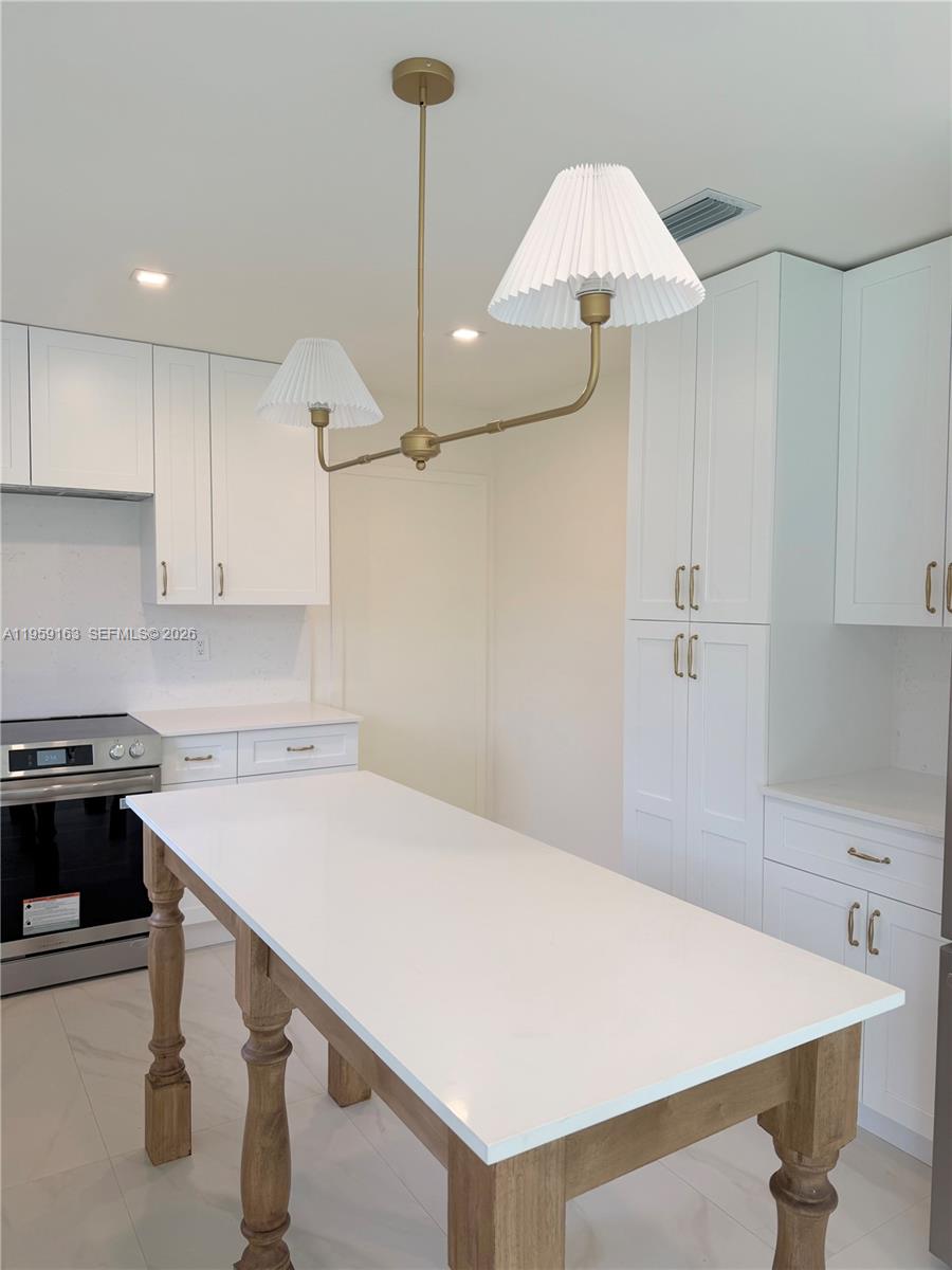 WHISPERING PINES ESTATES - Residential Lease