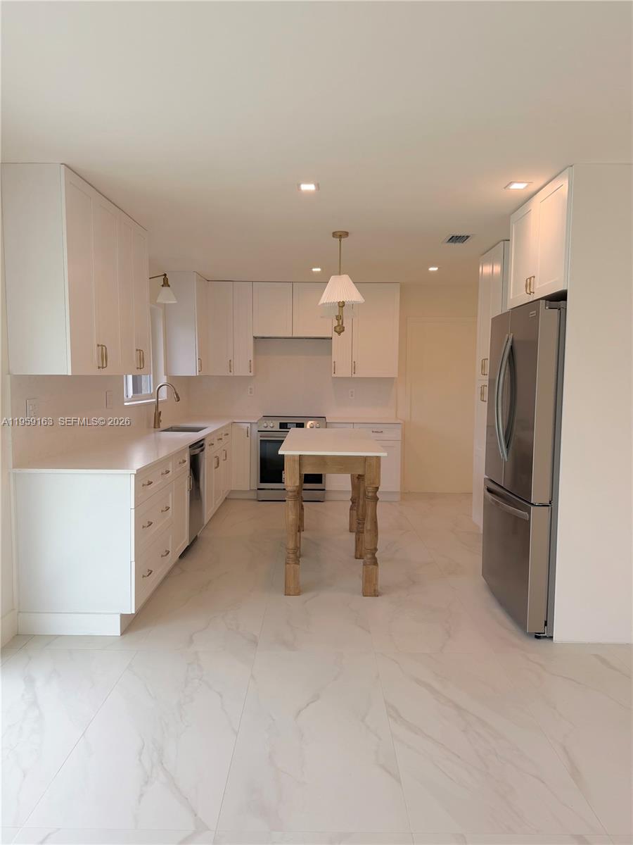 WHISPERING PINES ESTATES - Residential Lease