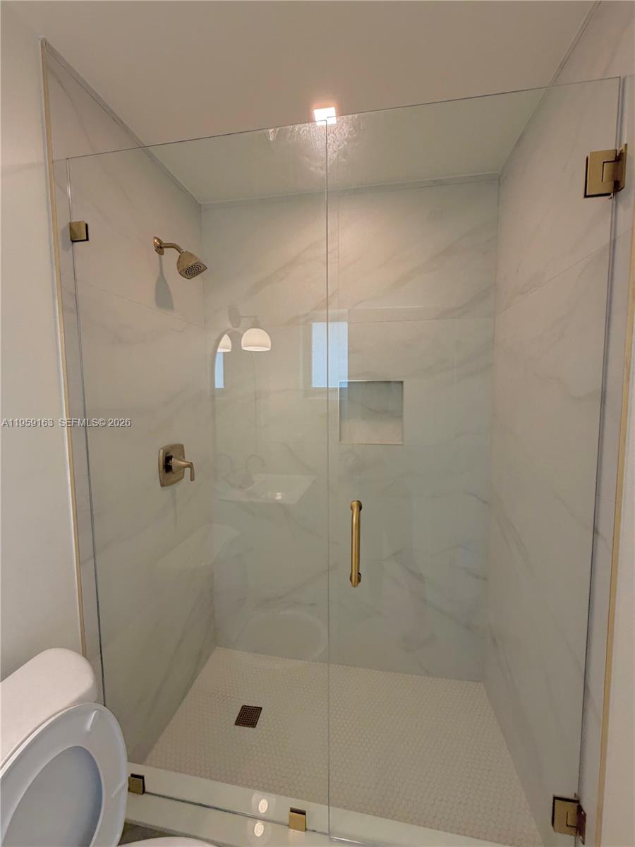 WHISPERING PINES ESTATES - Residential Lease