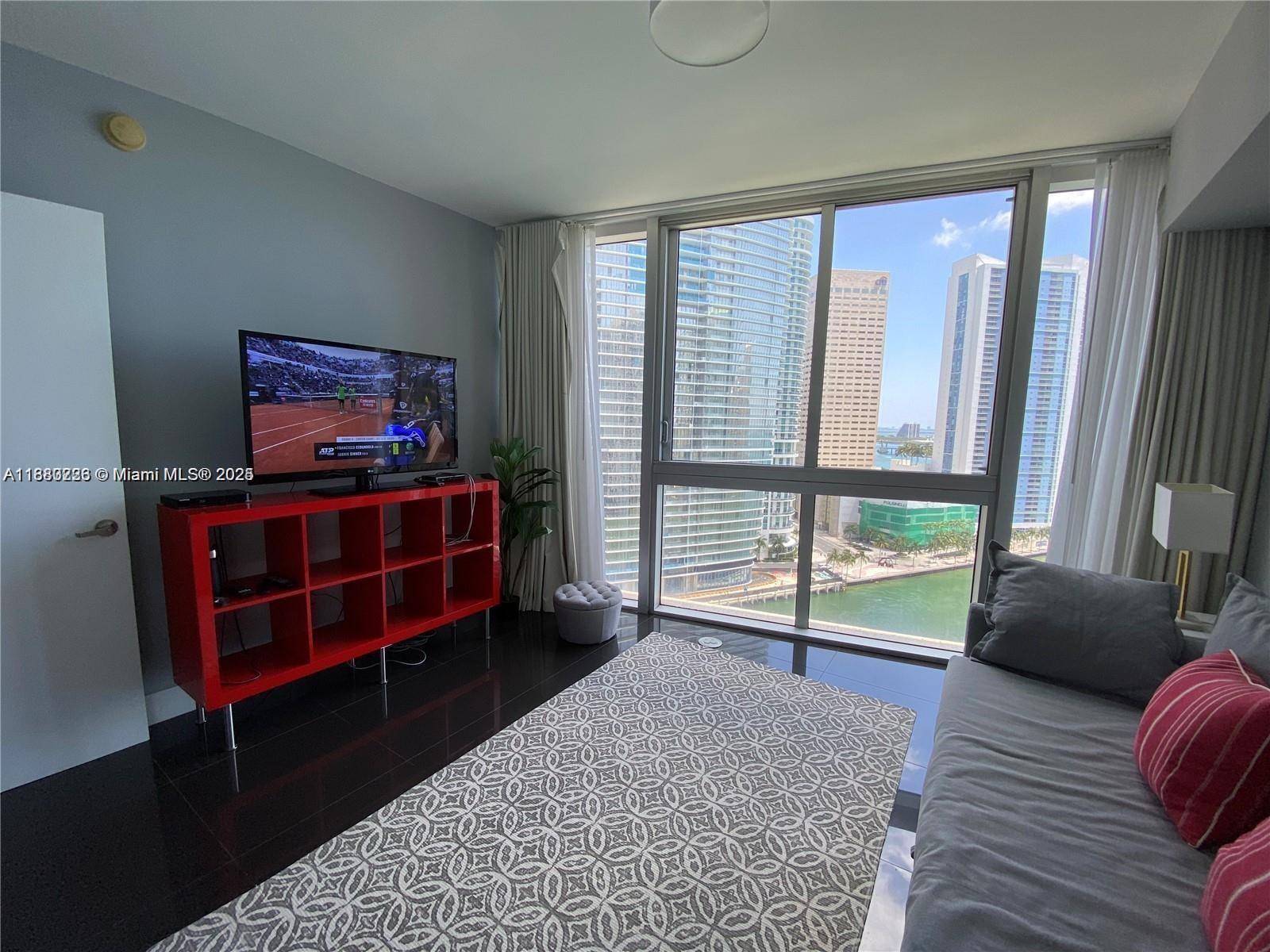 ICONBRICKELL CONDO NO 1 - Residential Lease