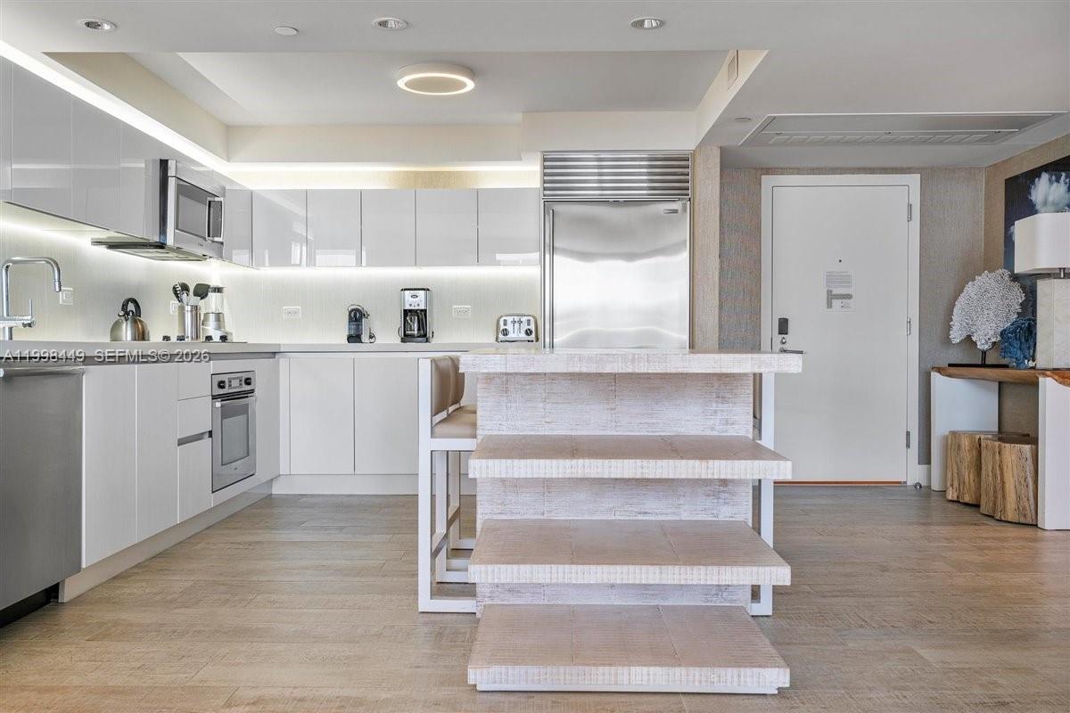 2399 COLLINS AVENUE - Residential