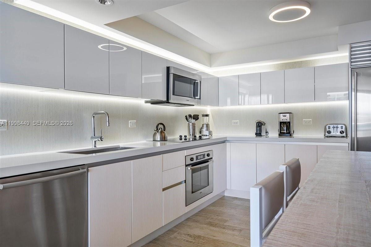 2399 COLLINS AVENUE - Residential