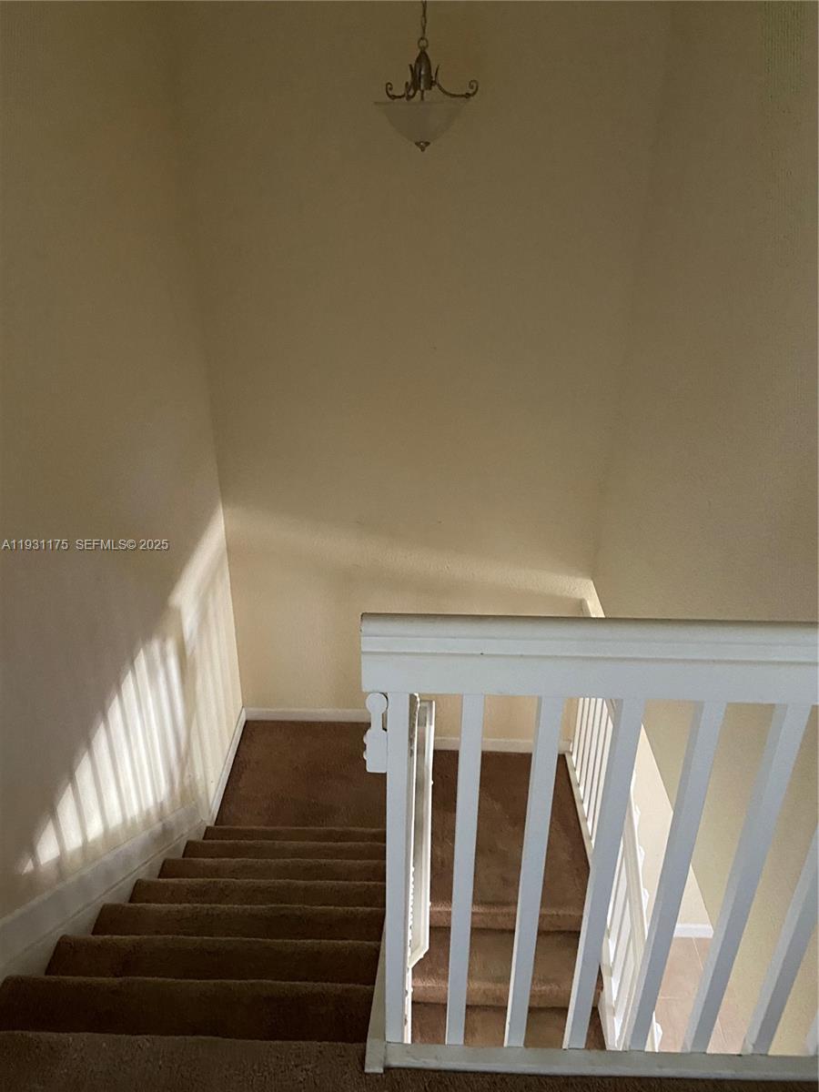 EMERALD CREEK TOWNHOMES - Residential Lease