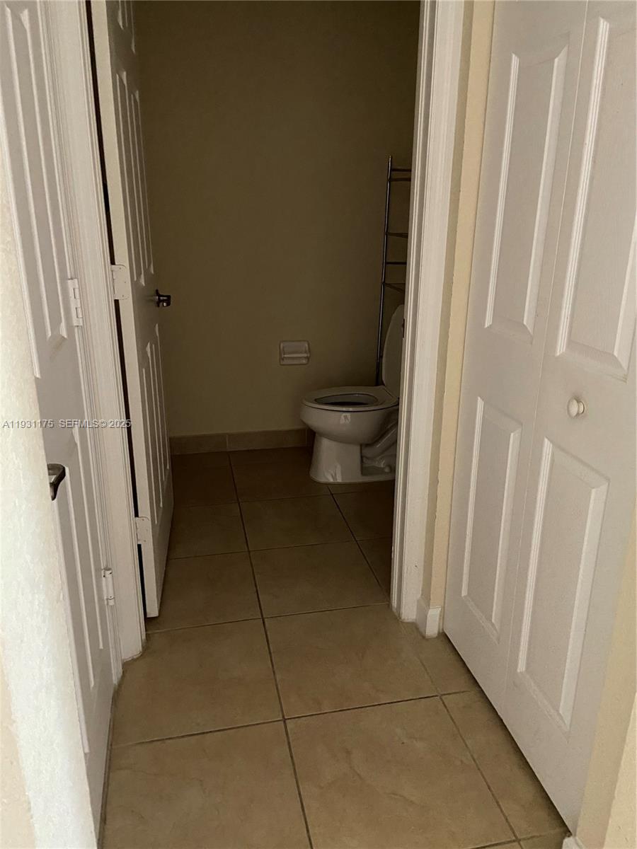 EMERALD CREEK TOWNHOMES - Residential Lease