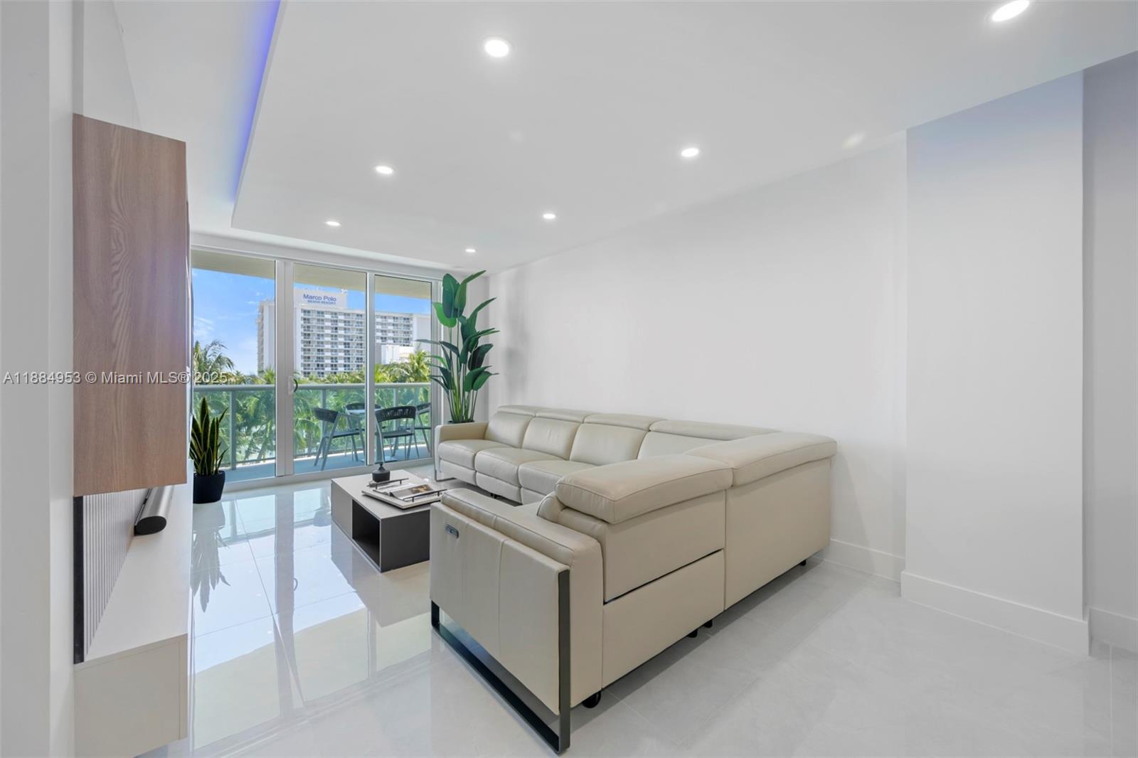 OCEAN RESERVE CONDO - Residential Lease