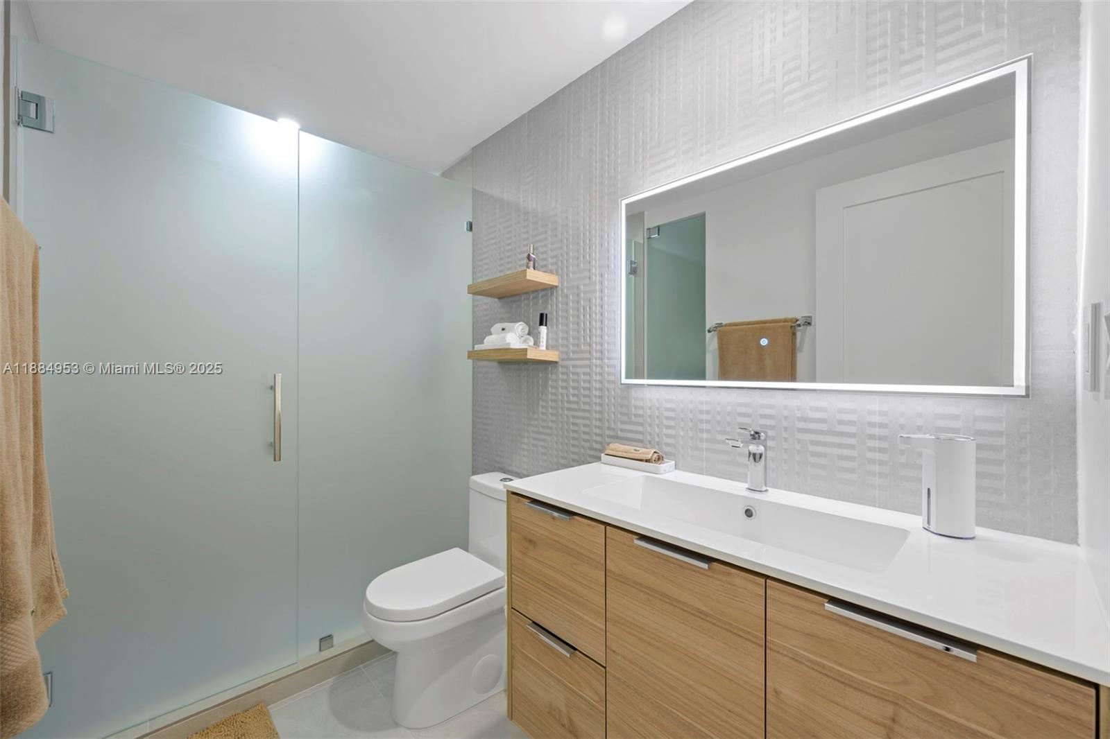 OCEAN RESERVE CONDO - Residential Lease