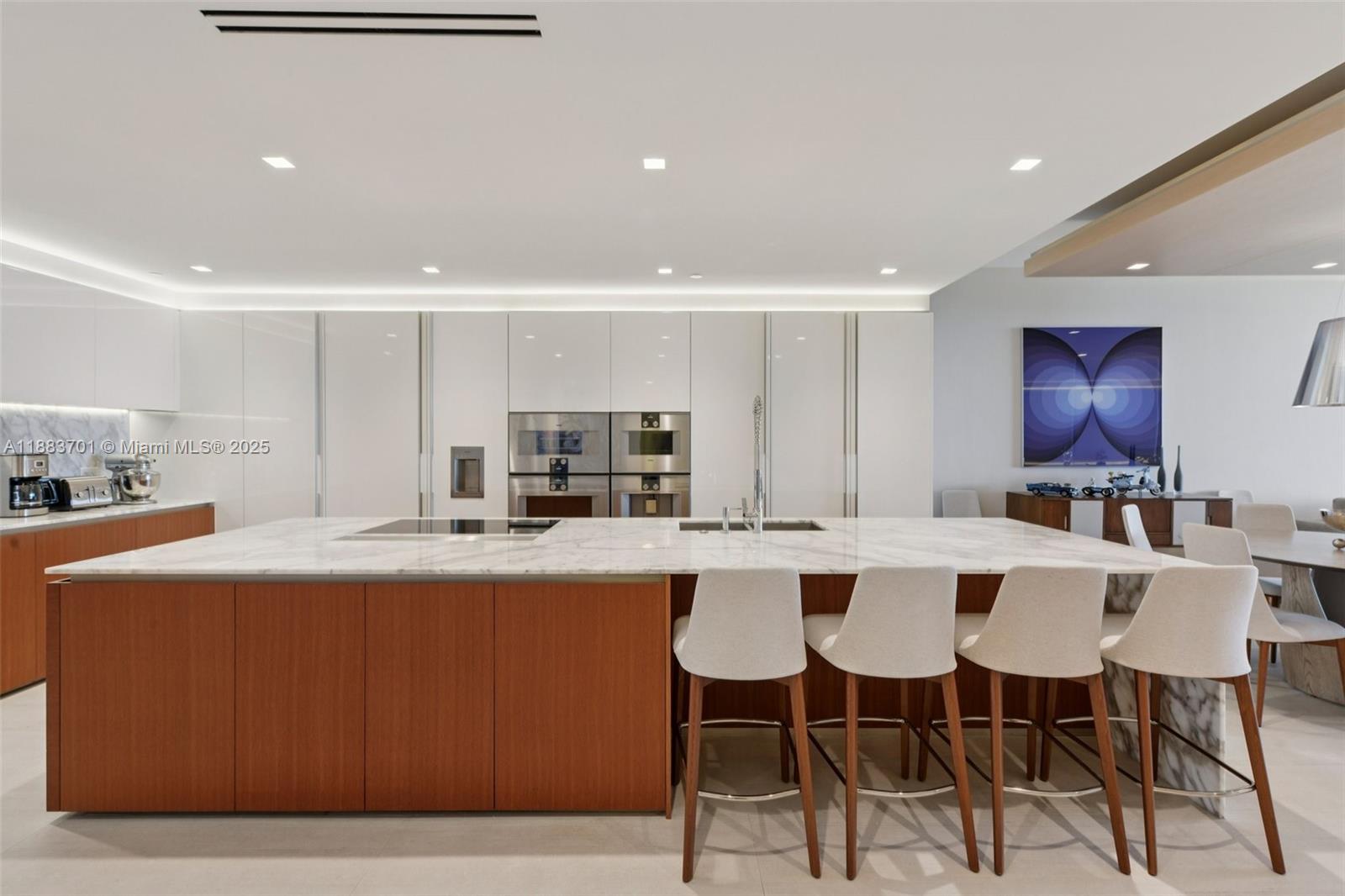 OCEANA BAL HARBOUR CONDO - Residential