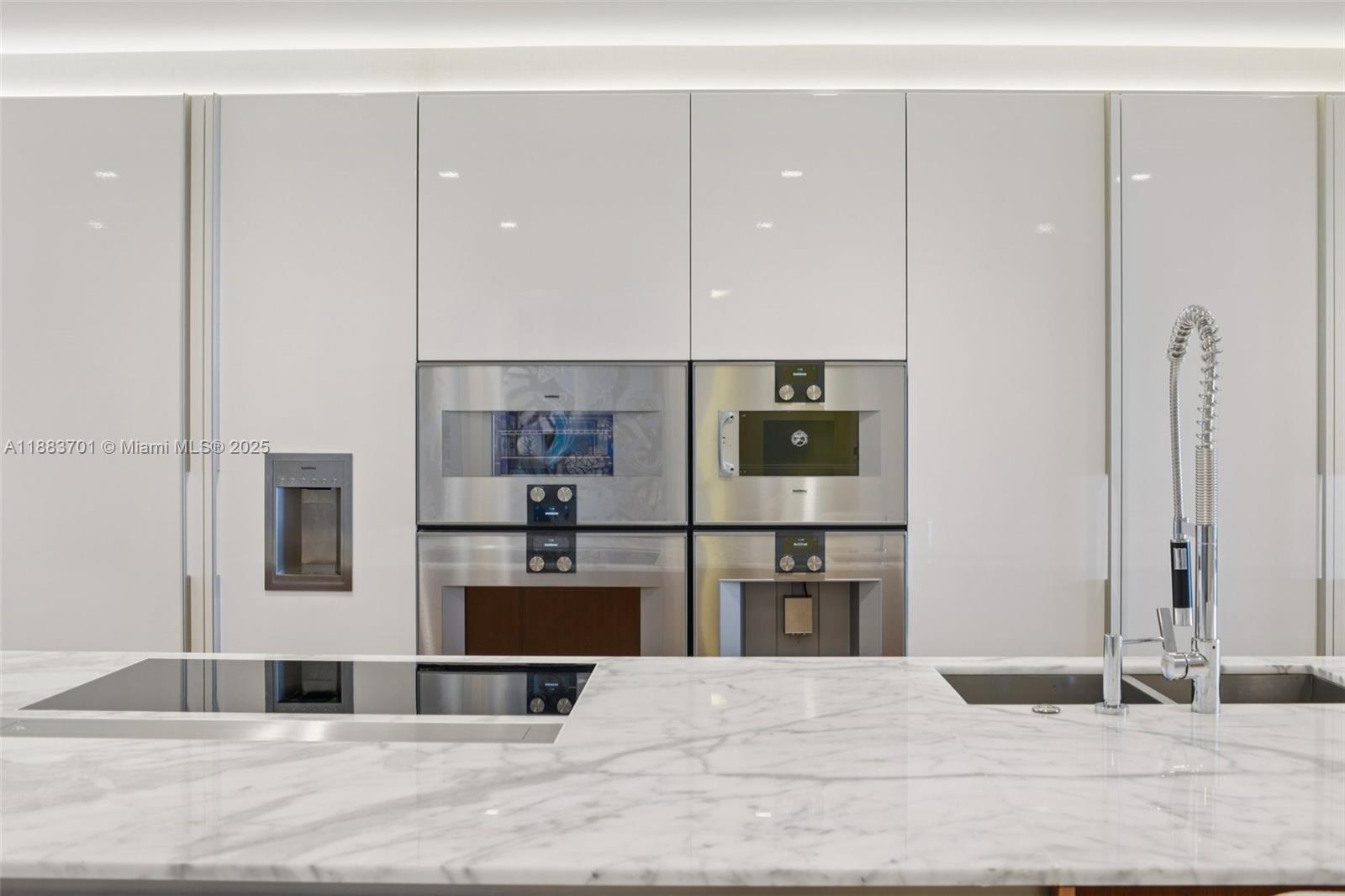 OCEANA BAL HARBOUR CONDO - Residential