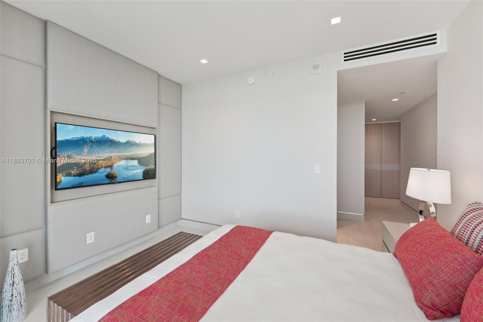OCEANA BAL HARBOUR CONDO - Residential