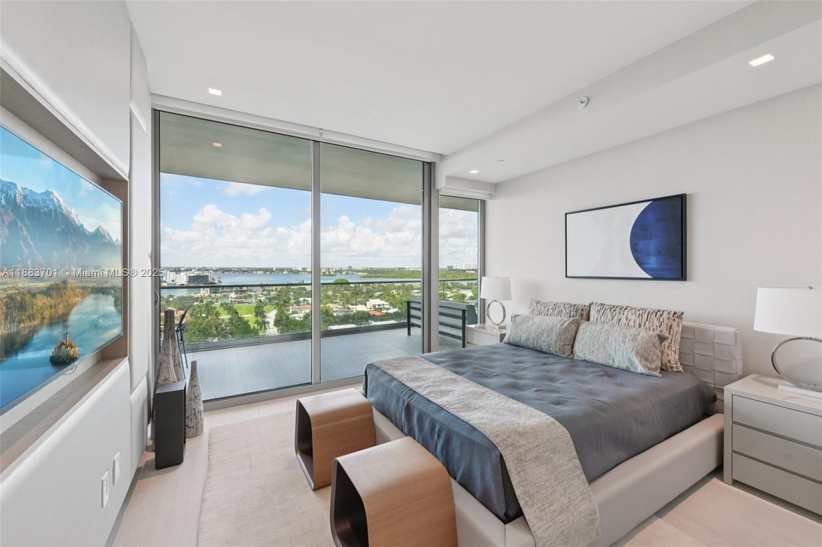 OCEANA BAL HARBOUR CONDO - Residential