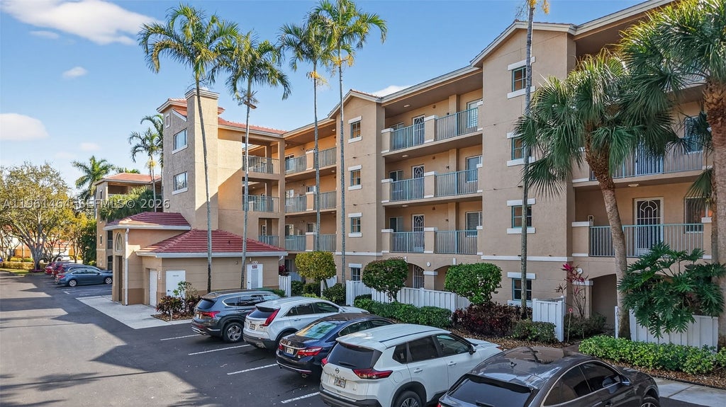 Photo of 12540 Majesty Cir #208, Boynton Beach, FL 33437 (MLS # A11961464)