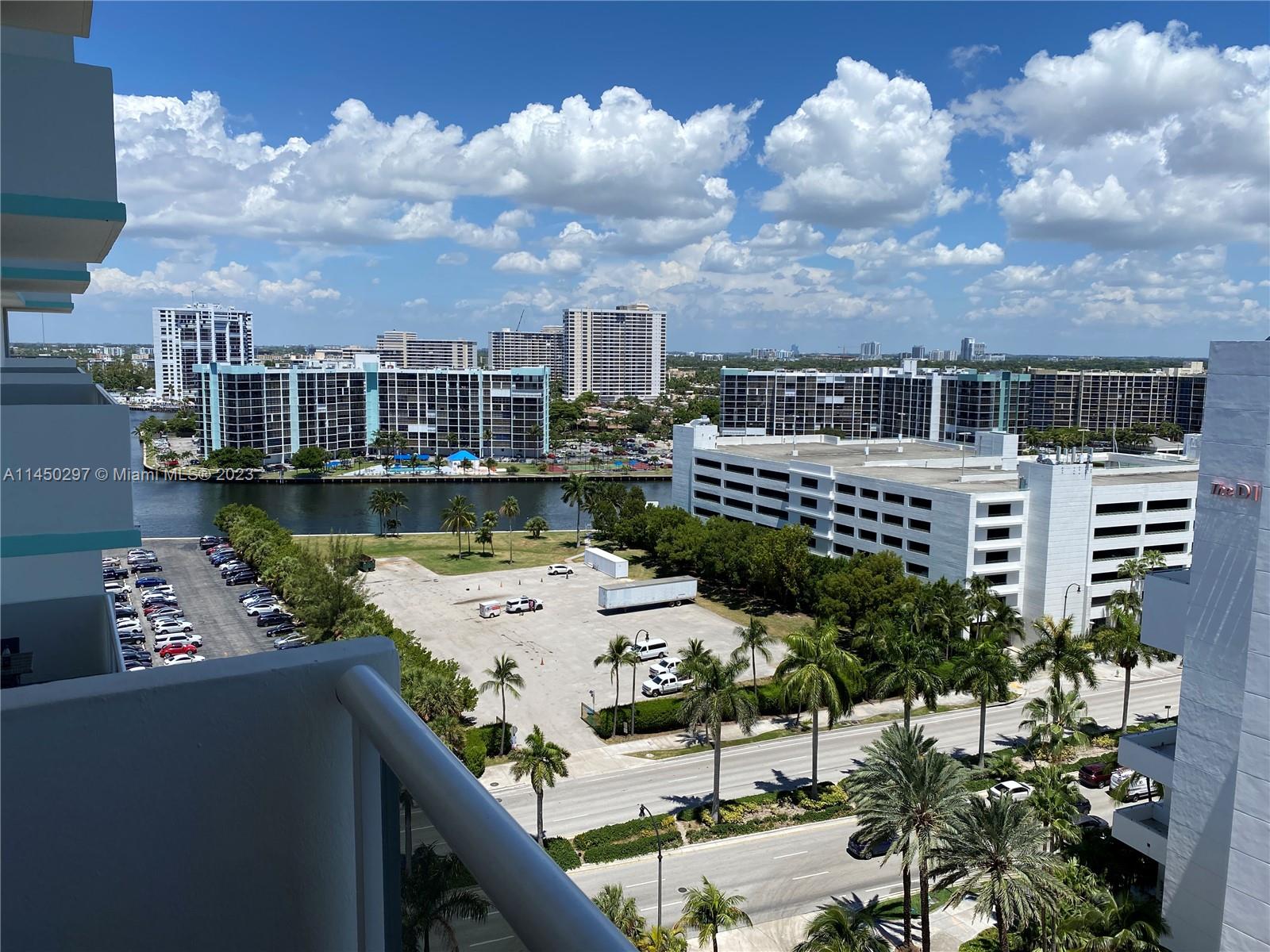 Property for Sale at 3725 S Ocean Dr 1521, Hollywood, Broward County, Florida - Bedrooms: 2 
Bathrooms: 2  - $495,000