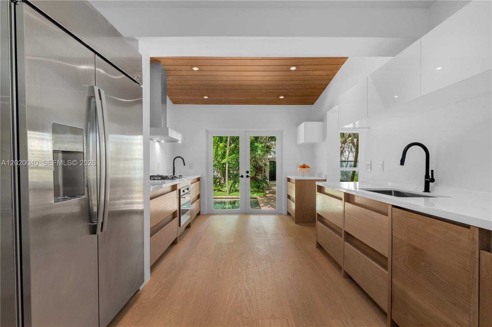 LA GORCE GOLF SUB - Residential