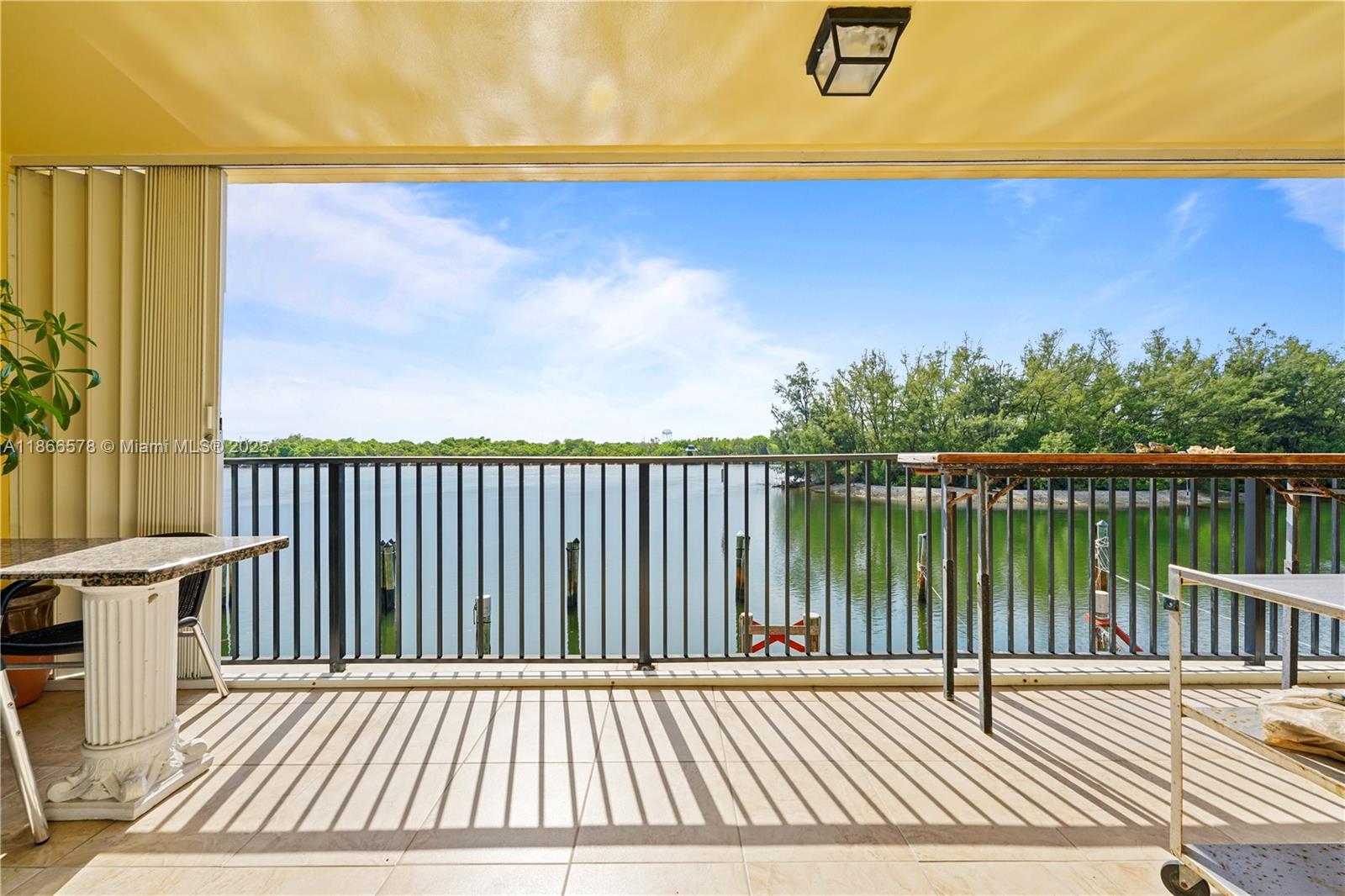 3300 N Ocean Dr 2C