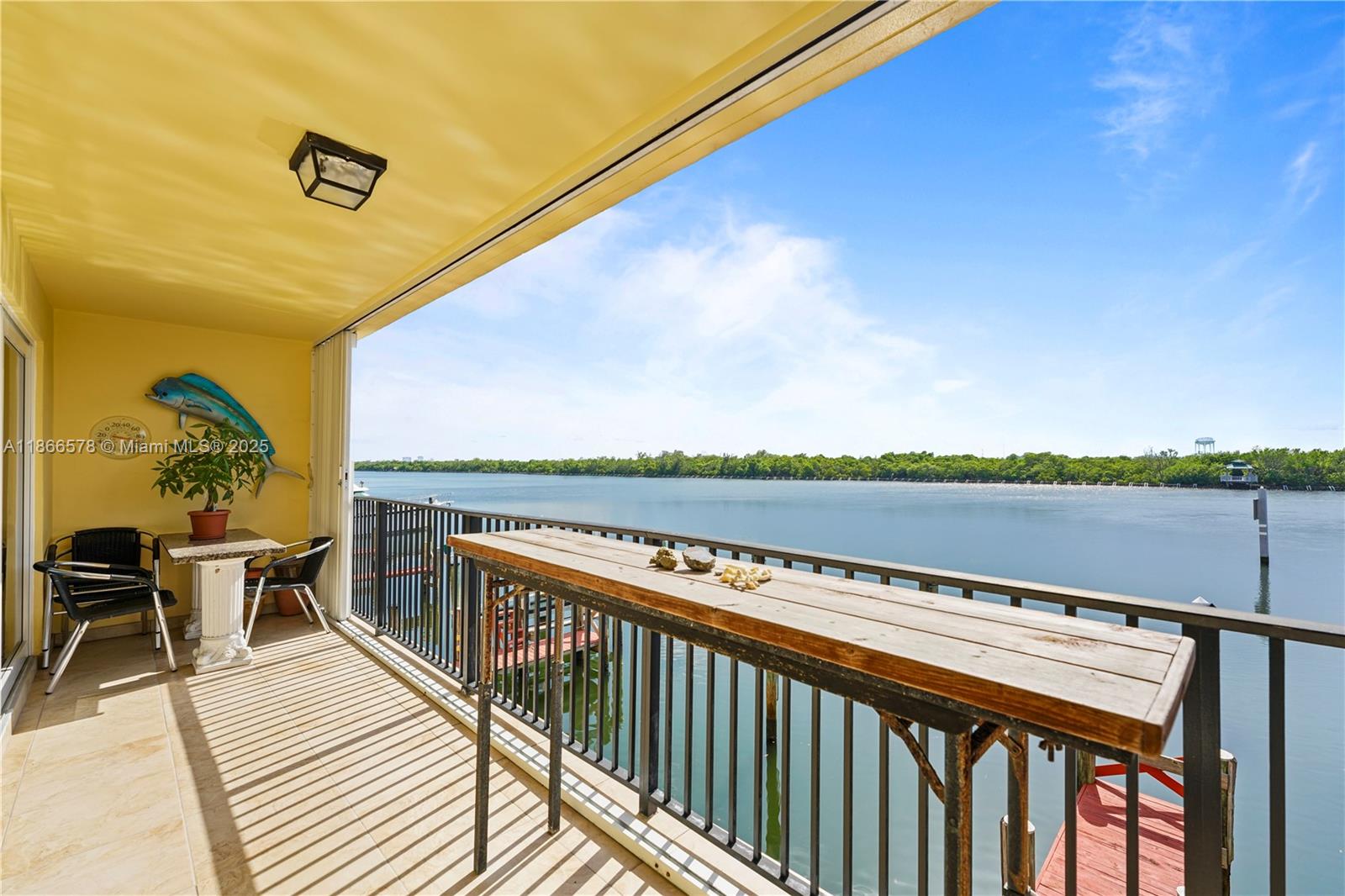 COASTAL LANDING CONDOMINI - Residential