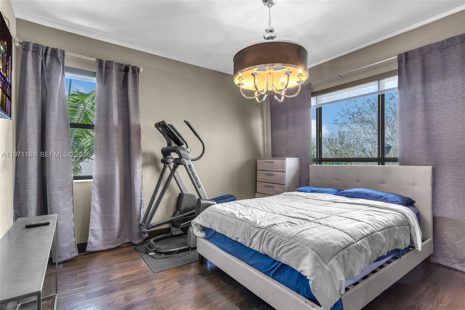CRESTVIEW WEST - Residential Lease