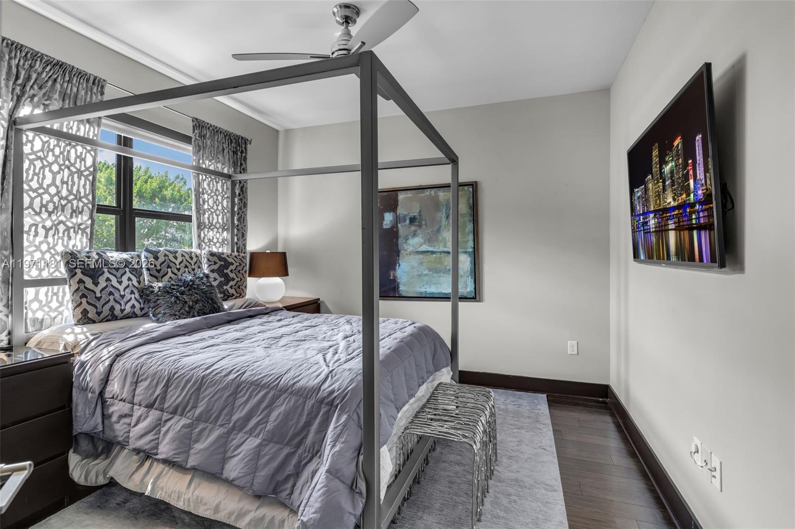 CRESTVIEW WEST - Residential Lease