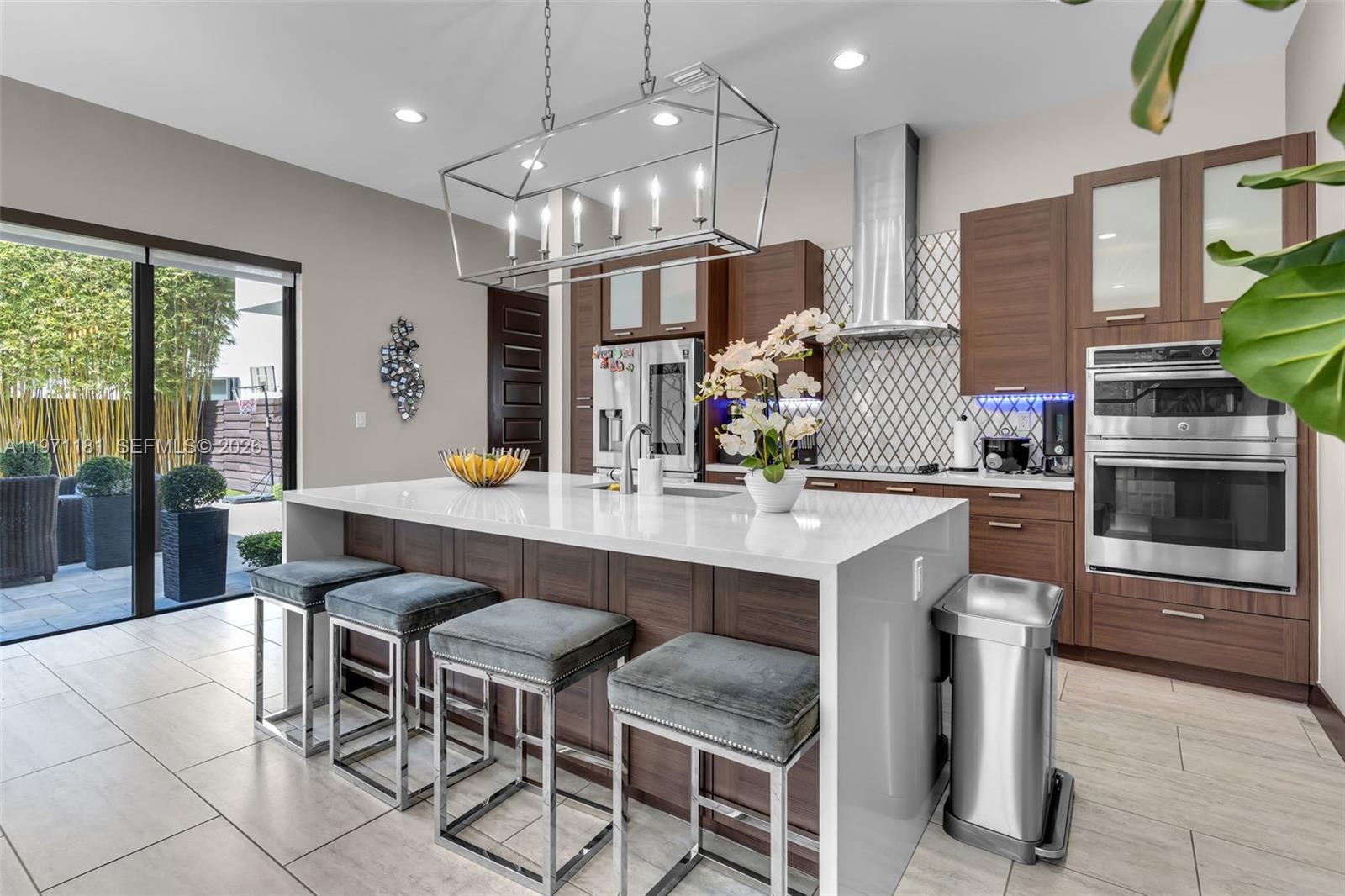 CRESTVIEW WEST - Residential Lease