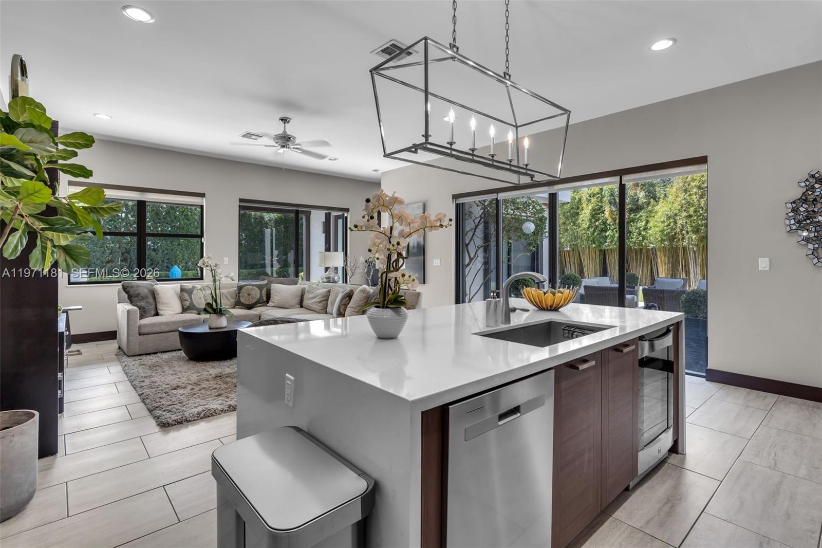 CRESTVIEW WEST - Residential Lease